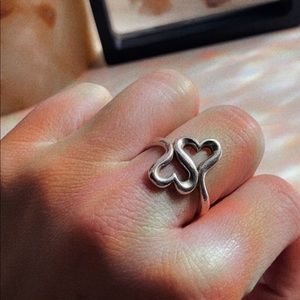 ✨BEAUTIFUL JAMES AVERY DOUBLE HEART RING ✨